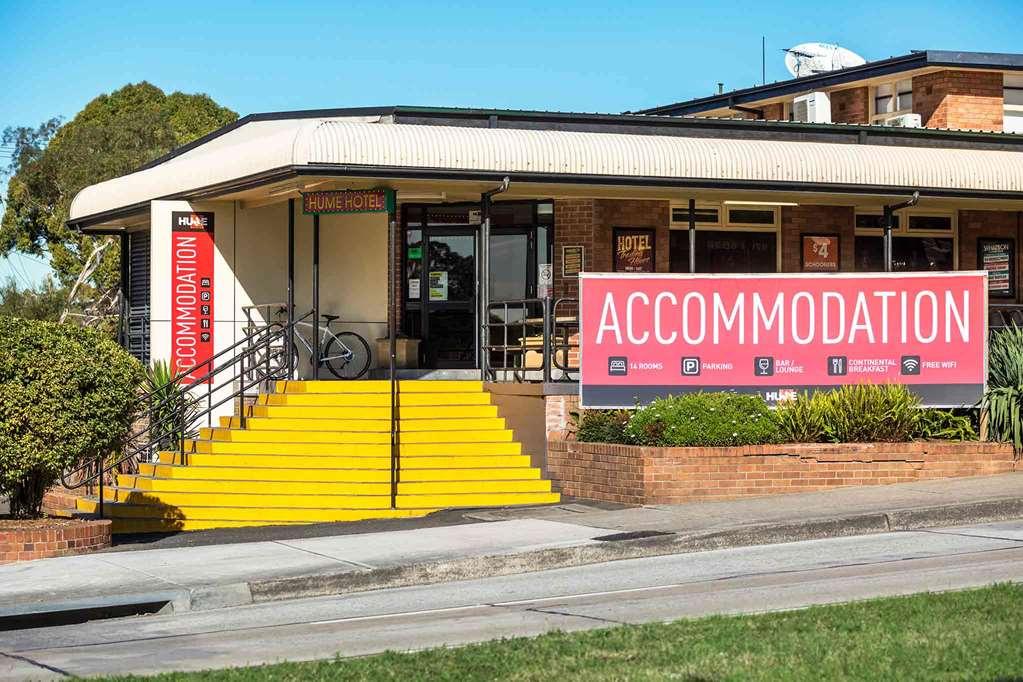 Nightcap At Hume Hotel Bankstown Exterior foto