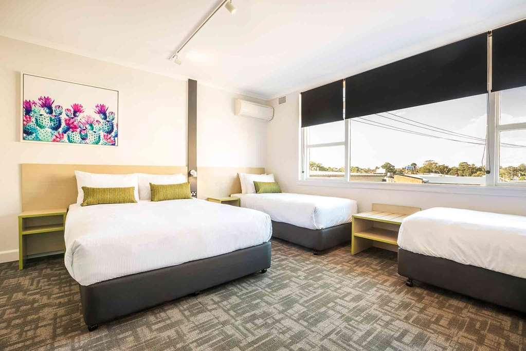 Nightcap At Hume Hotel Bankstown Quarto foto